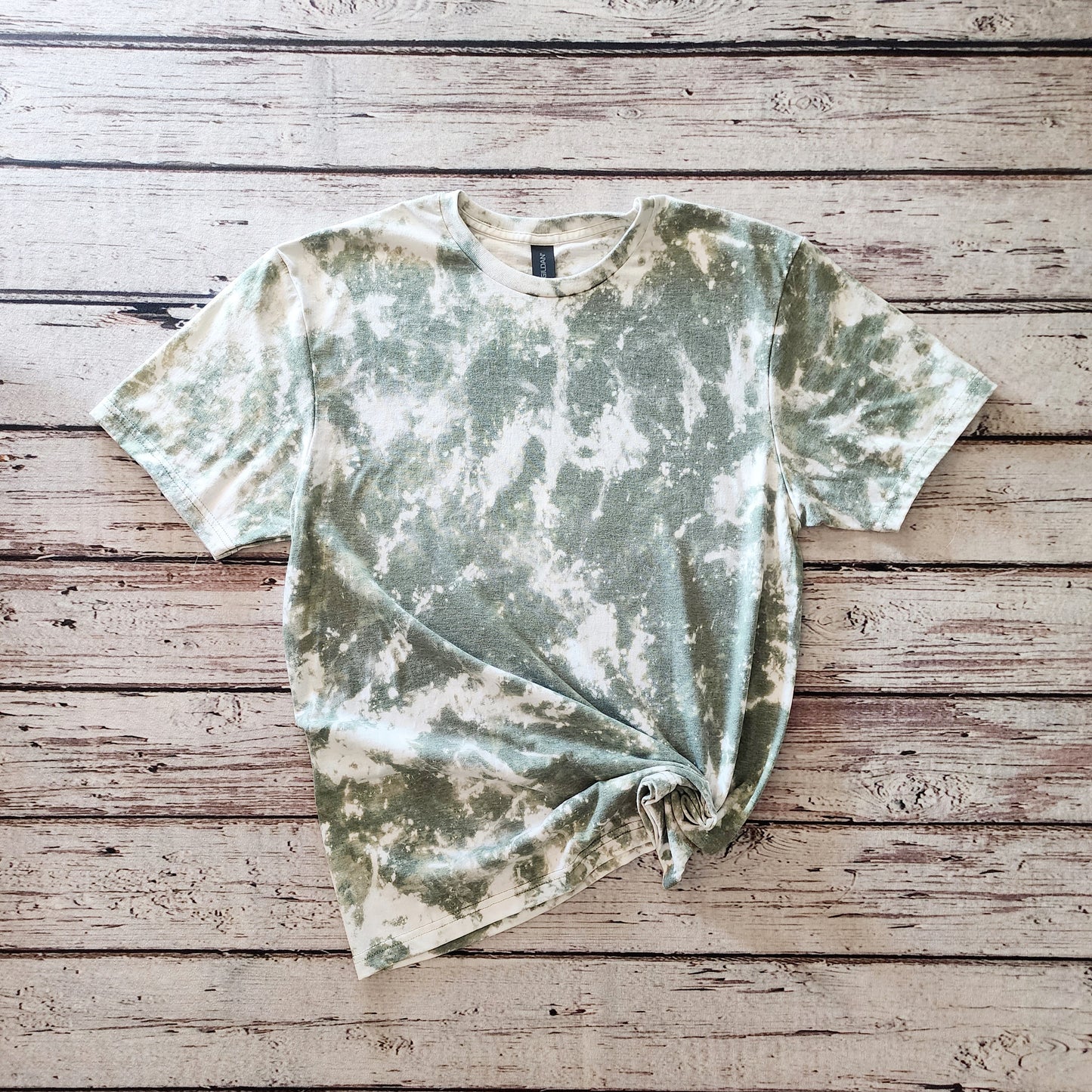 Acid washed T-shirt